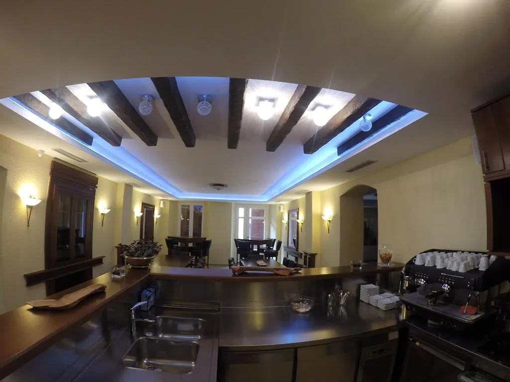 Guest House Neho Cres Couette-café