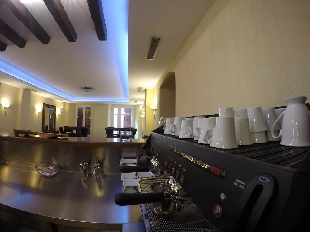 Guest House Neho Cres 4*,  Croatia