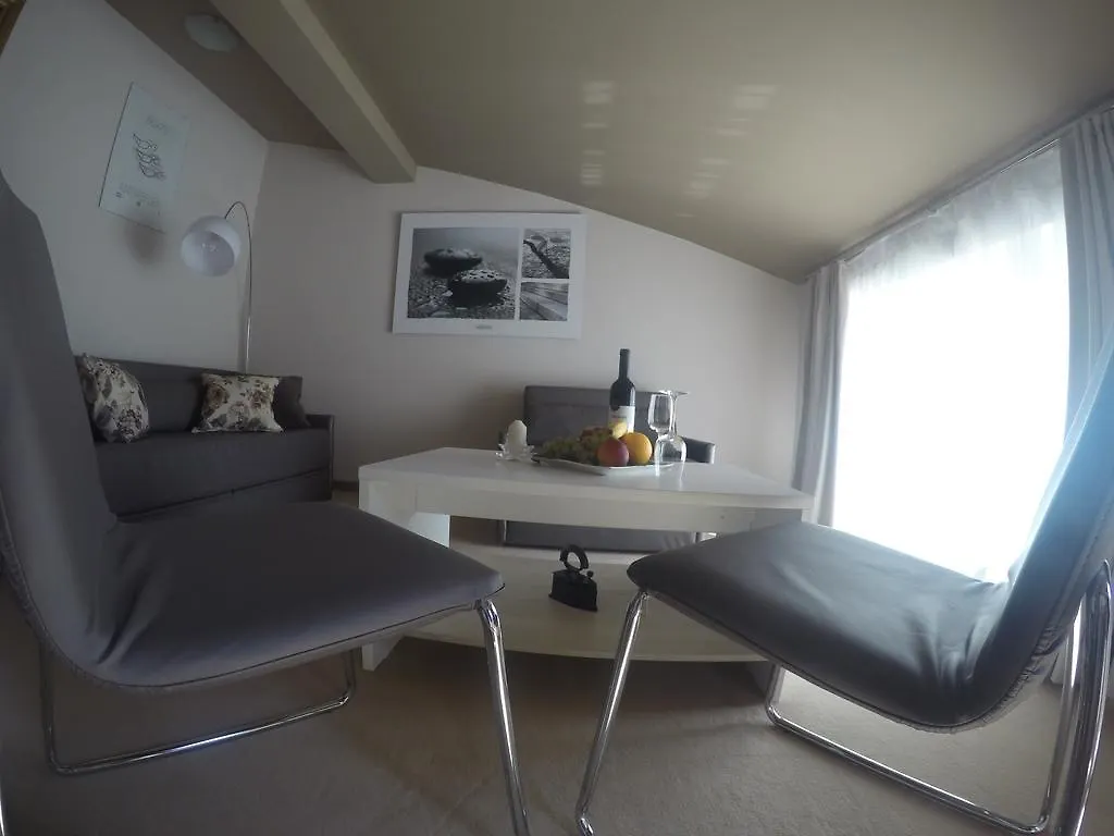 Bed & Breakfast Guest House Neho Cres