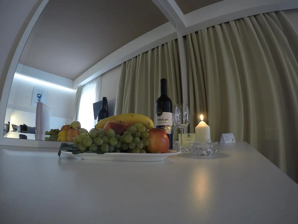 Bed & Breakfast Guest House Neho Cres